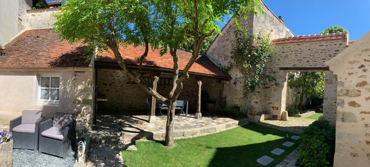 La Maison D'Emilie - Chambres D'Hotes Chaumes-en-Brie Exteriér fotografie