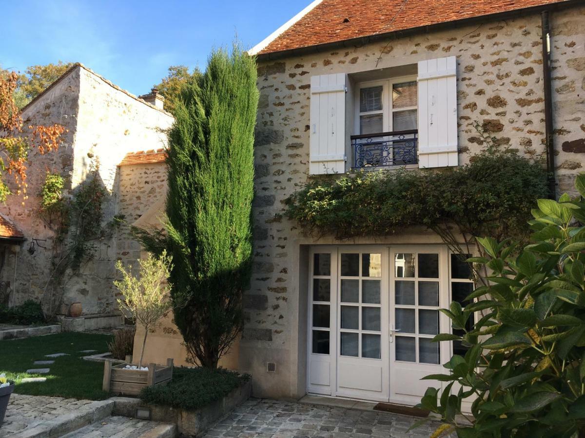 La Maison D'Emilie - Chambres D'Hotes Chaumes-en-Brie Exteriér fotografie